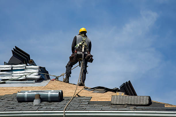 Professional Gutter Installation technician working in New Canaan, CT